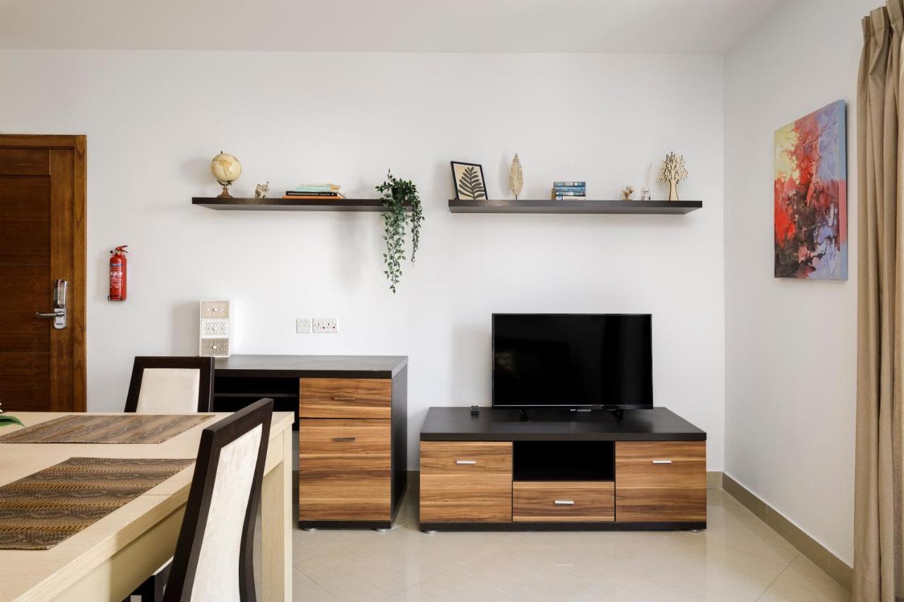 Hilltop Apartments - Stylish Comfort Living Close To The Sea, Bugibba St. Paul's Bay Exteriör bild