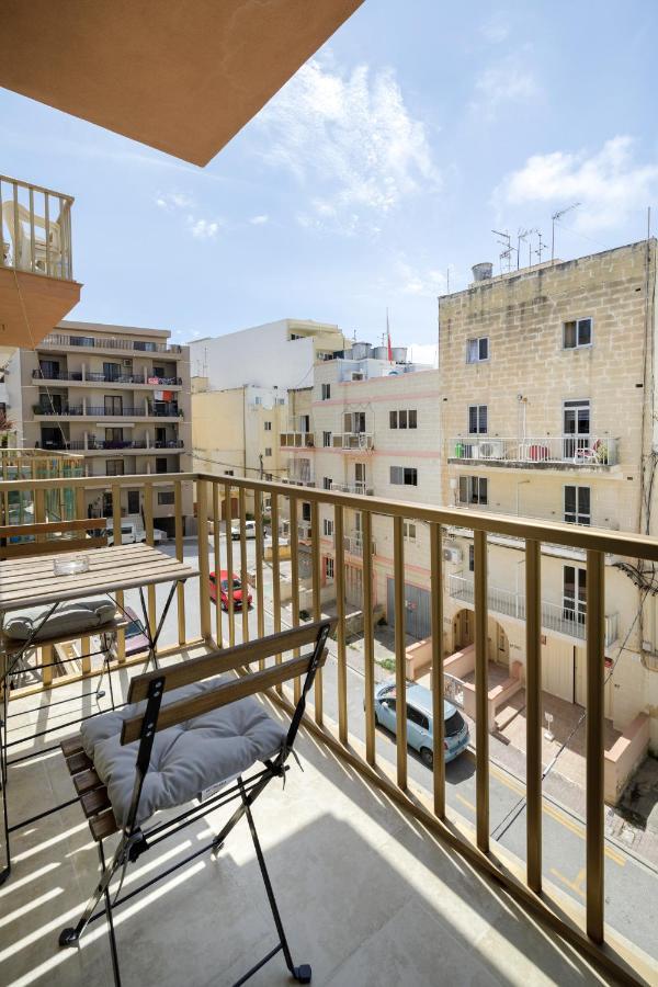 Hilltop Apartments - Stylish Comfort Living Close To The Sea, Bugibba St. Paul's Bay Exteriör bild