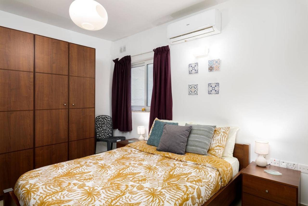Hilltop Apartments - Stylish Comfort Living Close To The Sea, Bugibba St. Paul's Bay Exteriör bild