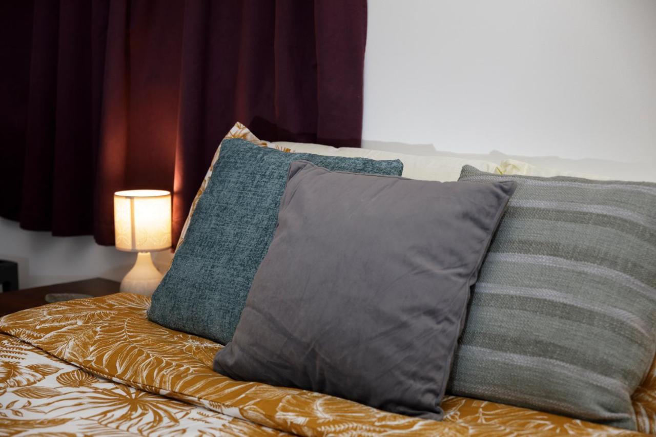 Hilltop Apartments - Stylish Comfort Living Close To The Sea, Bugibba St. Paul's Bay Exteriör bild