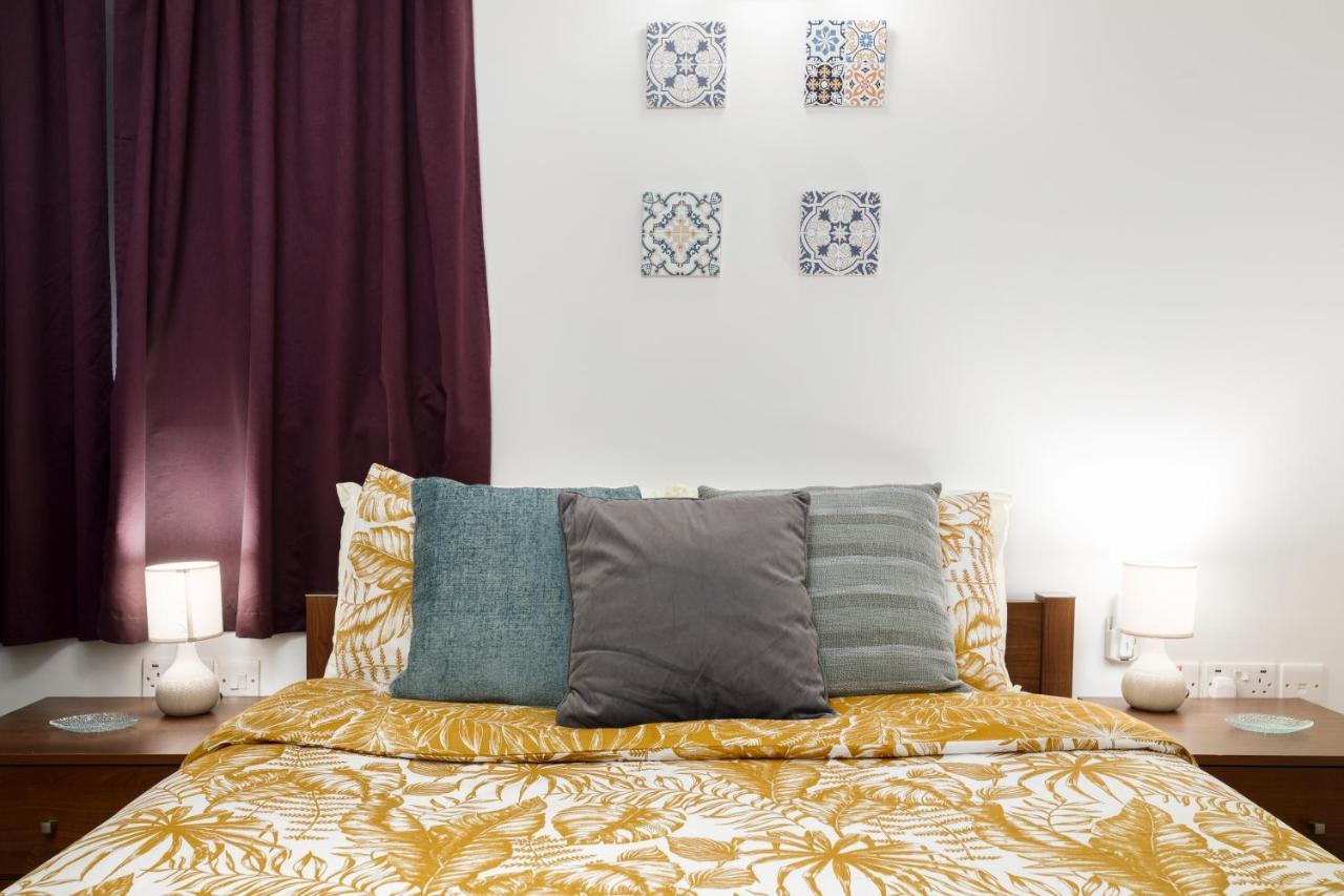 Hilltop Apartments - Stylish Comfort Living Close To The Sea, Bugibba St. Paul's Bay Exteriör bild