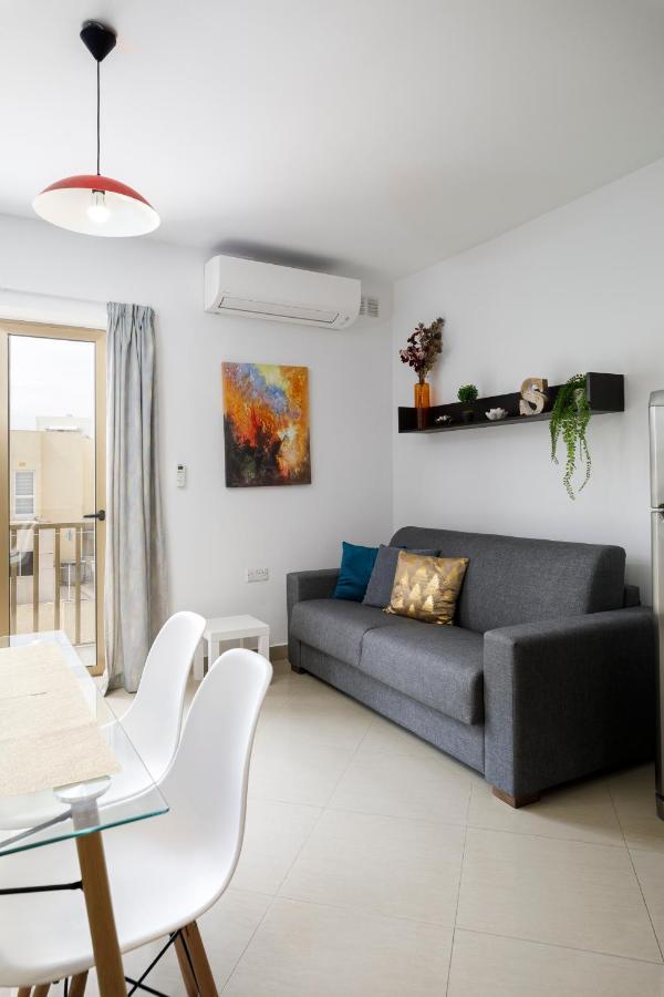 Hilltop Apartments - Stylish Comfort Living Close To The Sea, Bugibba St. Paul's Bay Exteriör bild